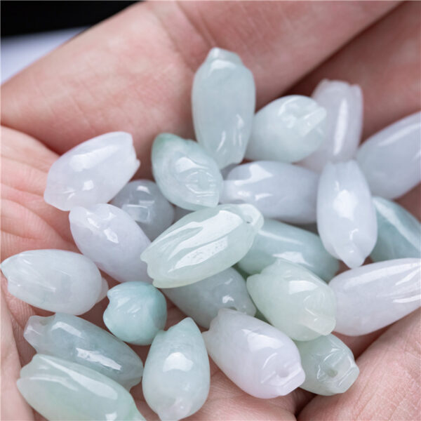 10 pcs / 20 pcs 15 mm genuine natural jadeite Magnolia flower shape pendant bead