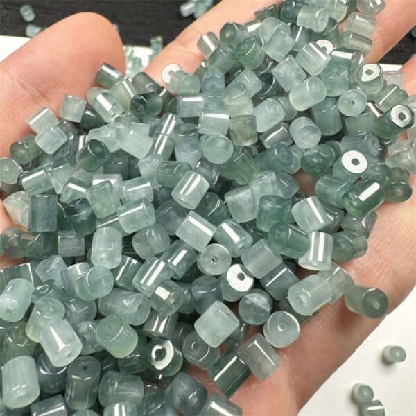 50 pcs cylinder shape clear Guatemala jadeite bead