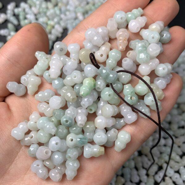 20 pcs / 50 pcs T drilled gourd shape genuine natural jadeite bead, jade bead