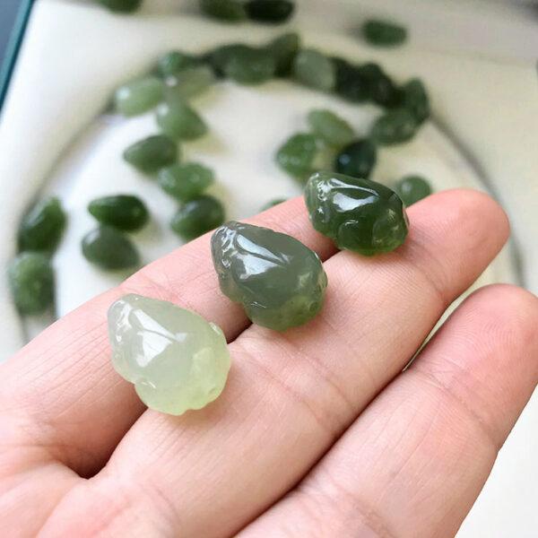 fine pixiu shape genuine natural green nephrite jade bead